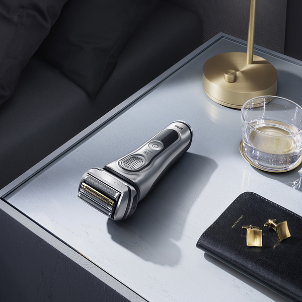 Braun 9395CC 德國百靈 9系列 音波電動刮鬍刀【B 級商品，無保固】