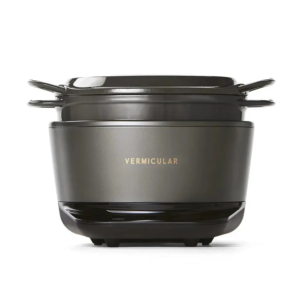 Vermicular 23cm / 3.7L 日本原裝 IH 琺瑯 電子鑄鐵鍋 / 小V鍋（7-10人份）Smart 簡配款（僅主鍋與底座套組）- 松露黑【B 級商品，無保固】 Vermicular